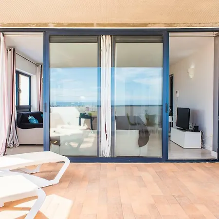 Ocean Views Atico 3 *