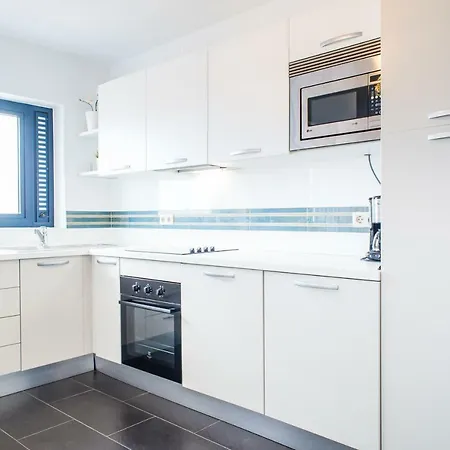 Ocean Views Atico 3 Apartment *